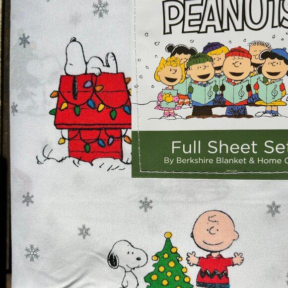 NEW Peanuts Snoopy CHRISTMAS TREE SLEIGH SNOWFLAKE Sheet Set | 4-pc FULL SIZE - Picture 2 of 3